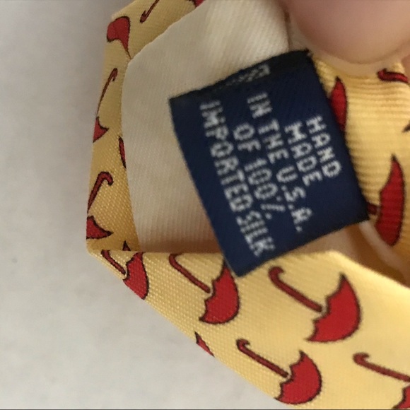 Umbrella Yellow Red Vineyard Vineyard Vines Tie - Picture 6 of 11